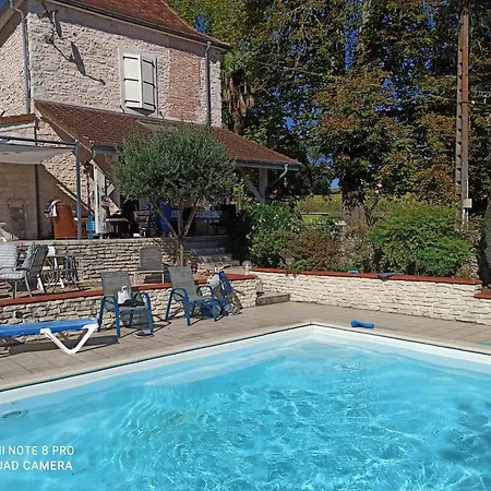 Maison Comayou Bed & Breakfast 3*